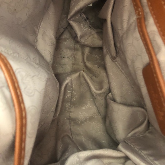 MK Jet SET SIGNATURE PRINT LARGE Gathered Tote - Picture 6 of 8